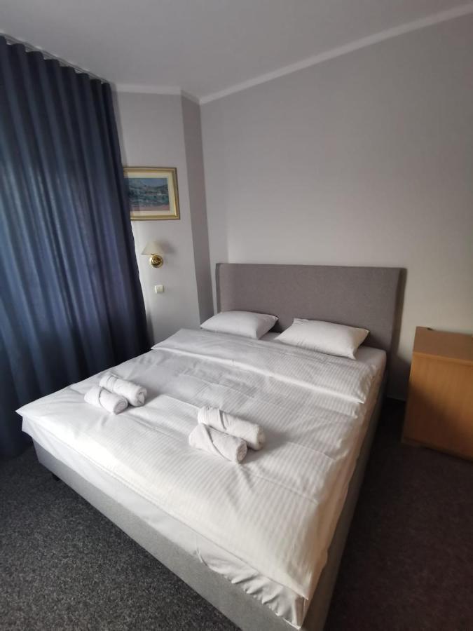 ורשה Lezzet B&B Pokoj Goscinny & Turkishrestaurant מראה חיצוני תמונה