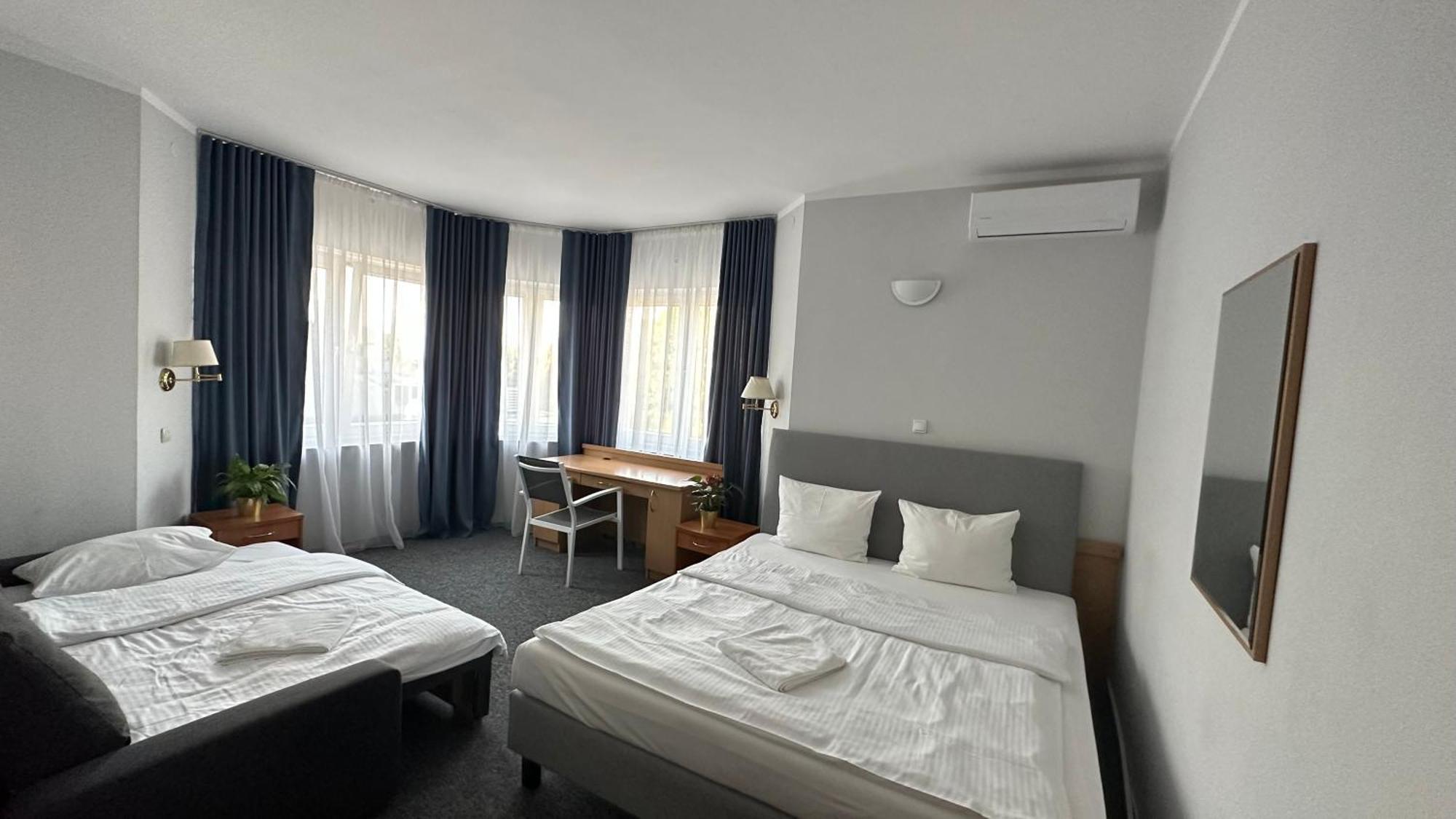 ורשה Lezzet B&B Pokoj Goscinny & Turkishrestaurant מראה חיצוני תמונה