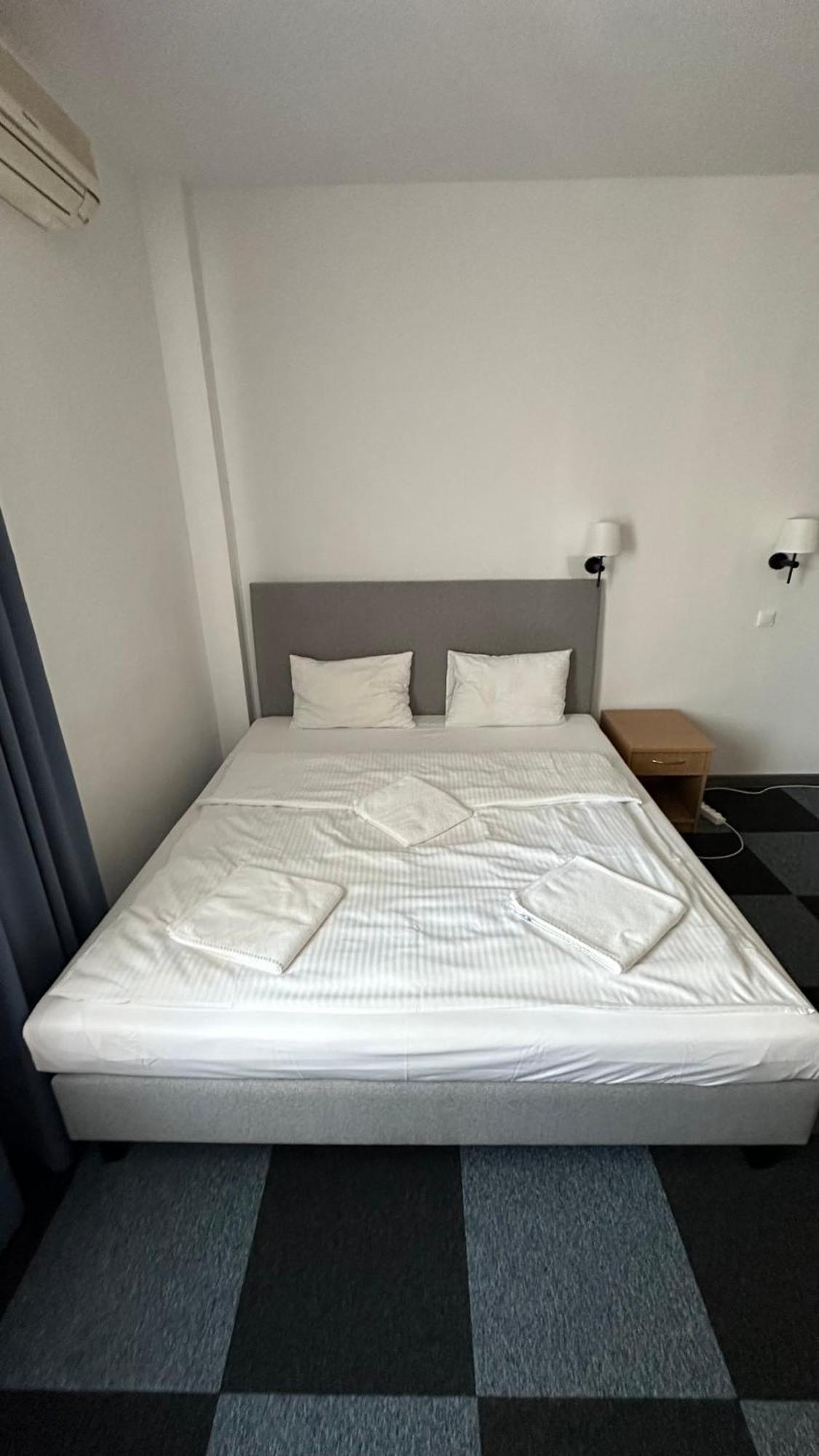 ורשה Lezzet B&B Pokoj Goscinny & Turkishrestaurant מראה חיצוני תמונה